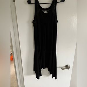 Black free people dress with lace. Size medium.